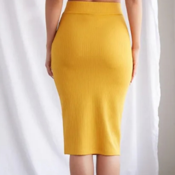 NWT Forever 21 Ribbed Midi Skirt - Picture 4 of 8